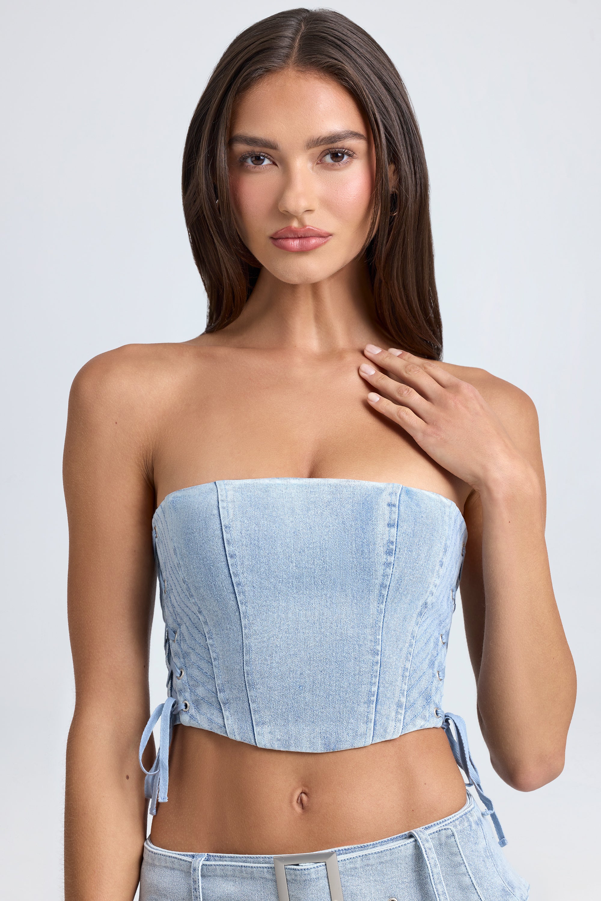 Haut court corset bandeau à lacets en délavé bleu clair