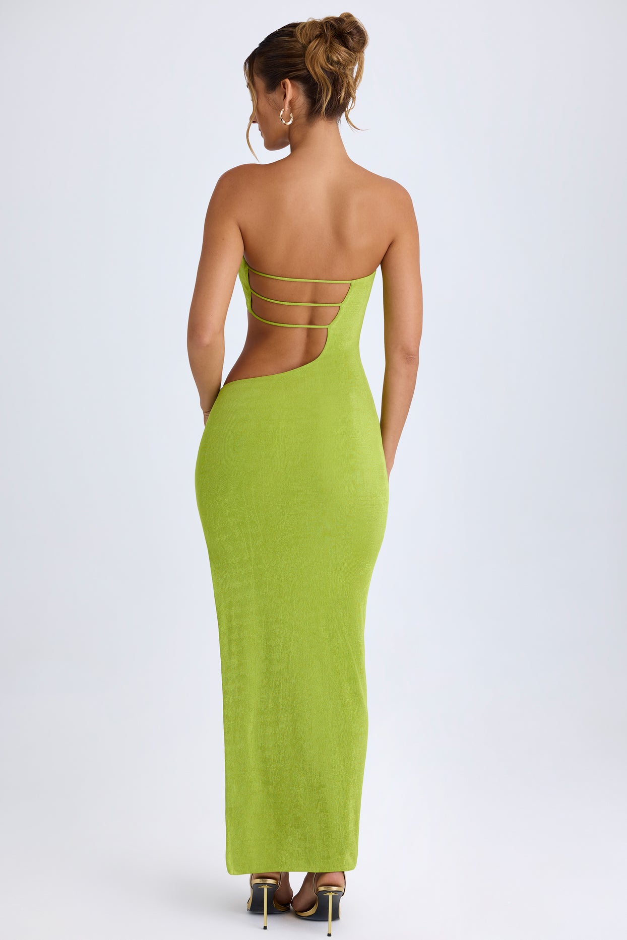 Robe longue bandeau découpée en vert poire