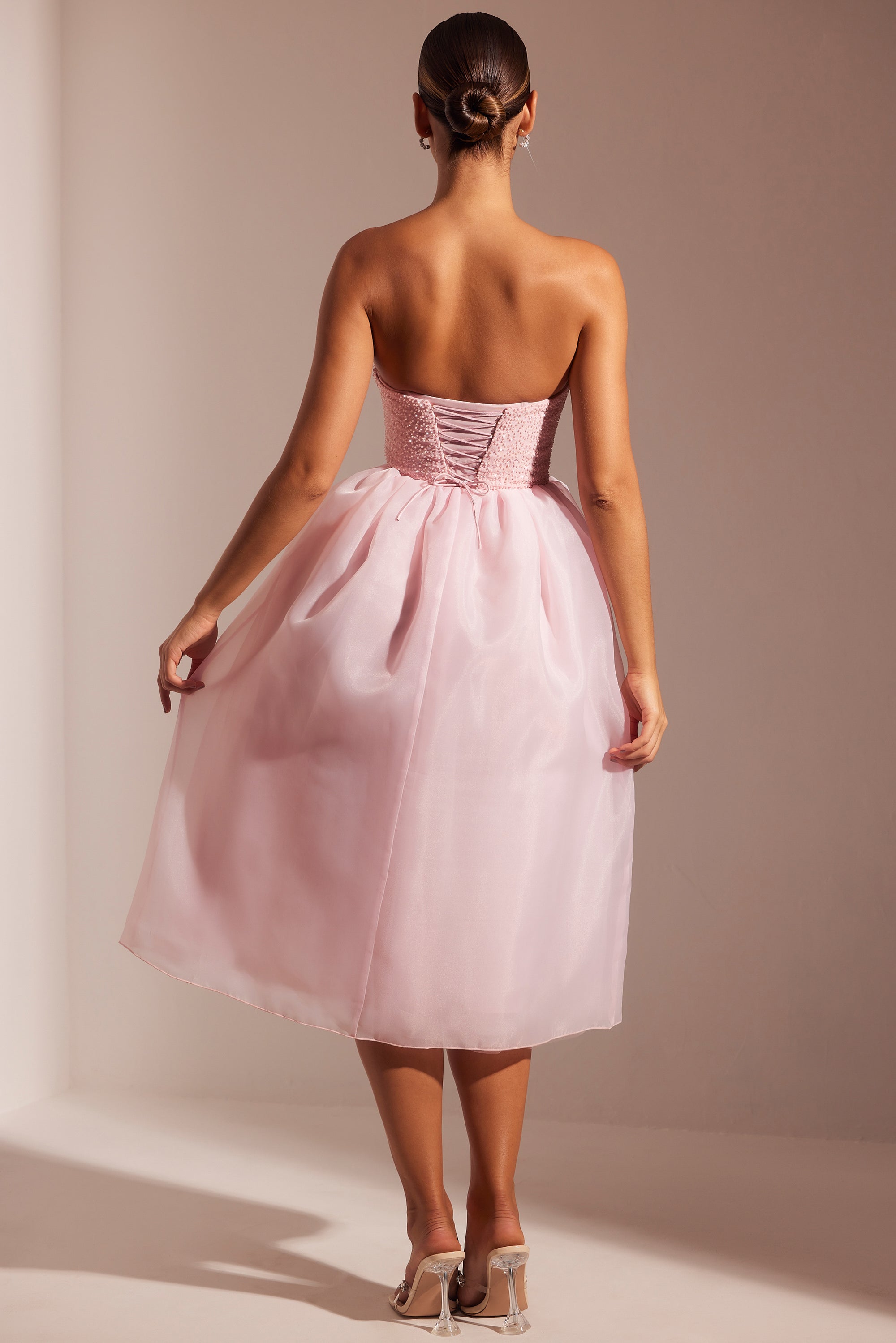 Robe mi-longue avec jupe corset en tulle ornée, Blush