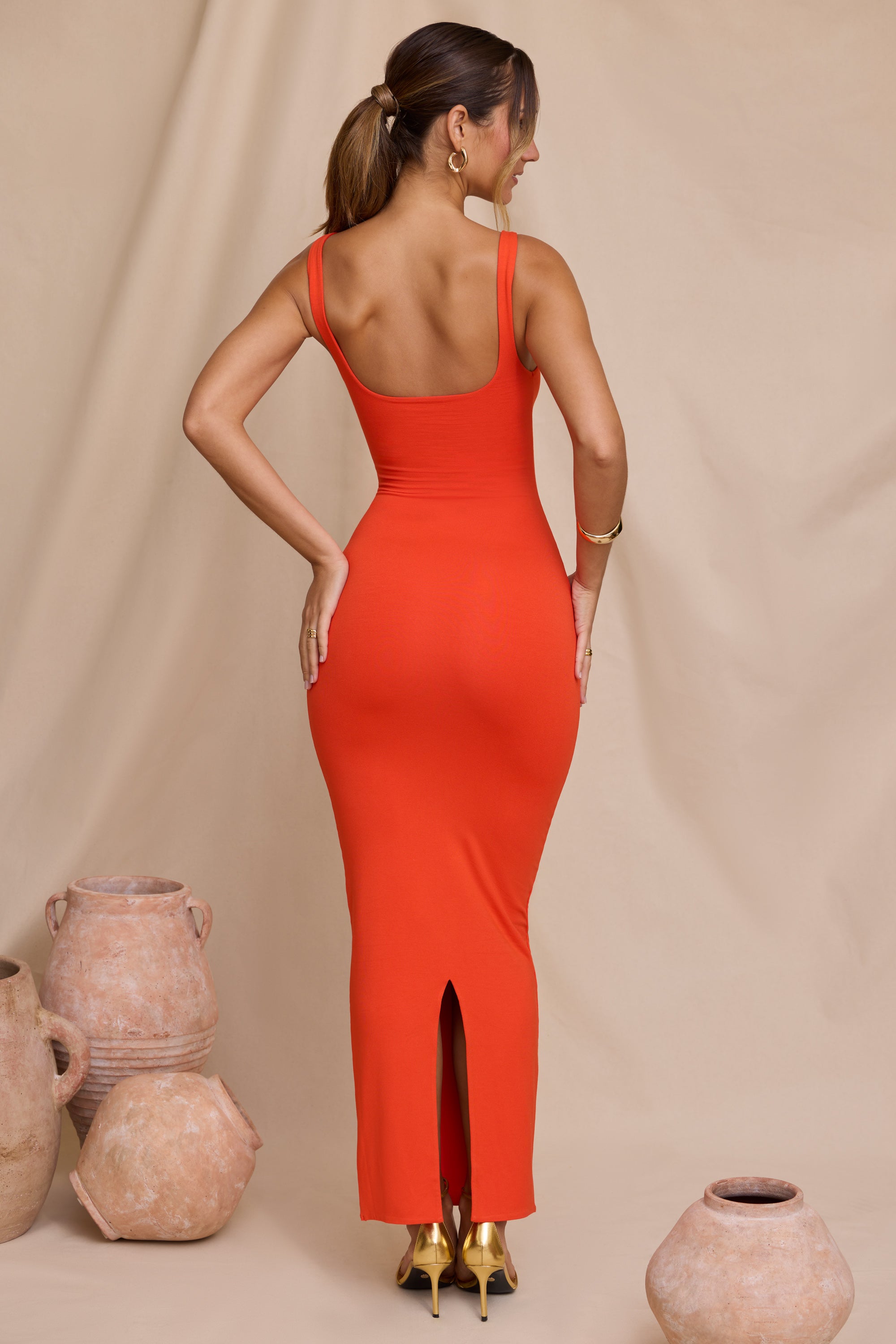 Robe longue à micro-bretelles en mandarine