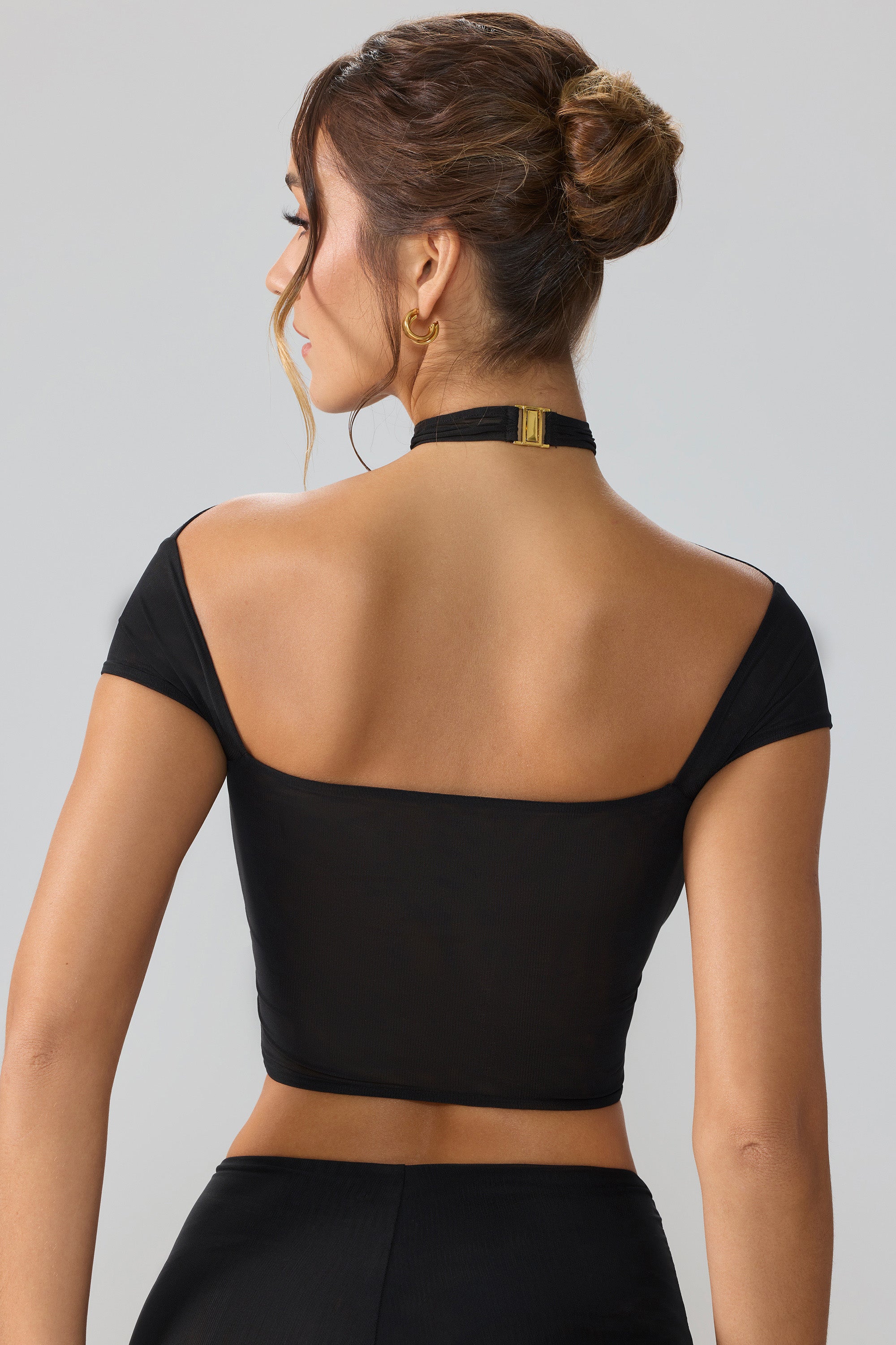 Mesh Cap Sleeve Cut Out Crop Top in Black