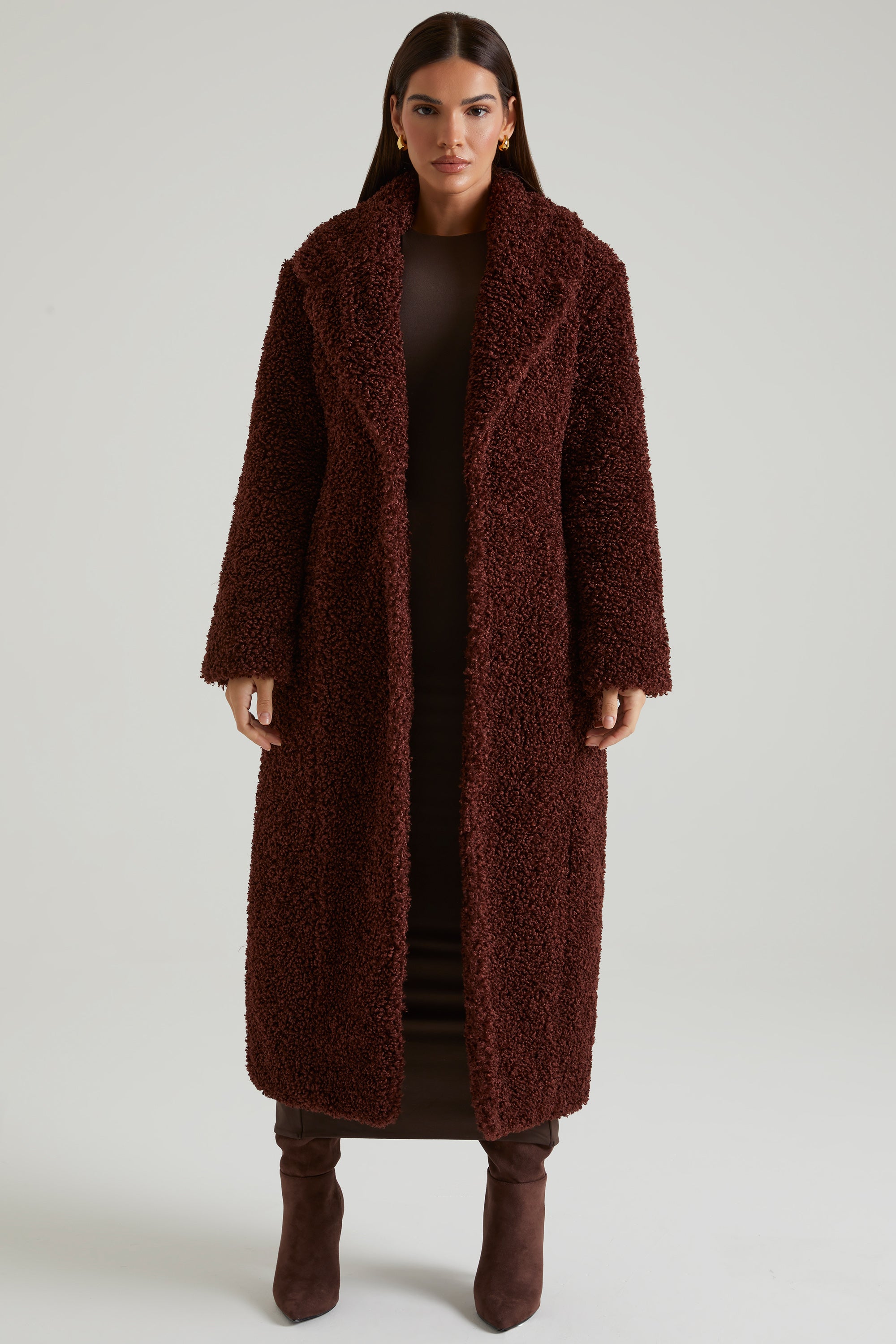 Manteau long en peau de mouton marron