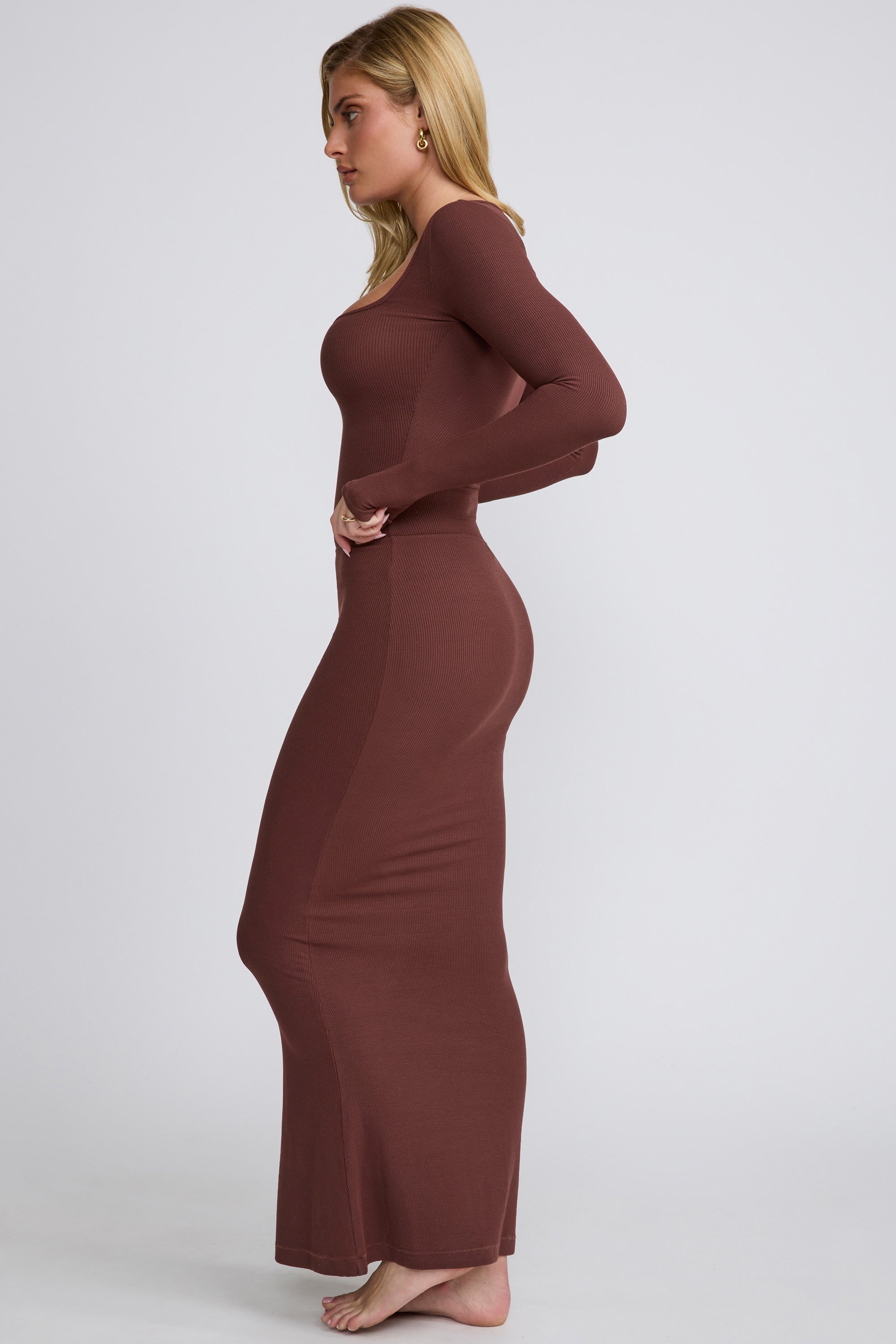 Ribbed Modal Mid Rise Maxi Skirt in Chocolate