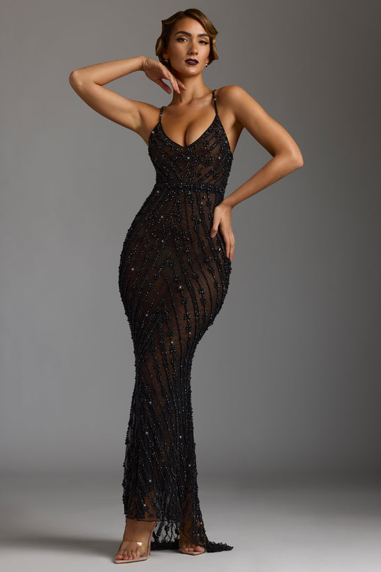 Robe de soirée transparente ornée à la main en noir