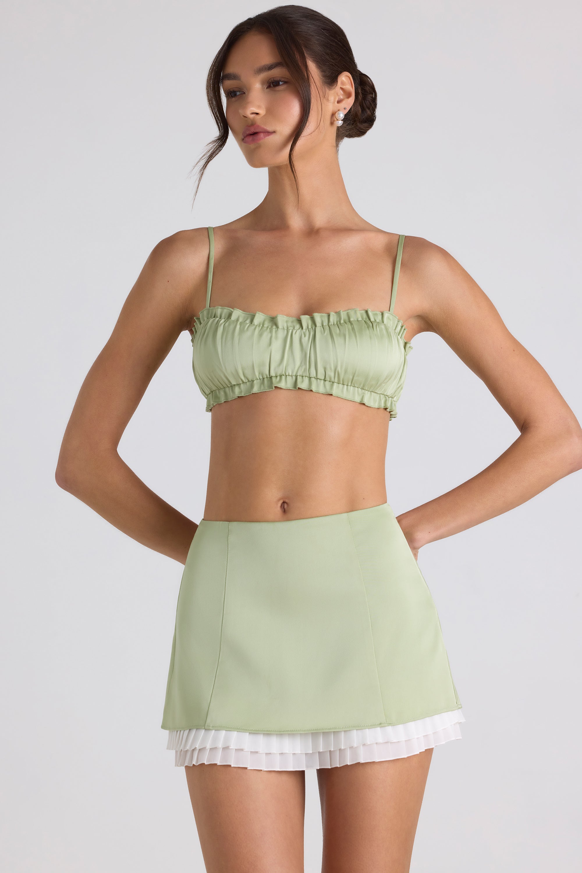 Mini-jupe superposée taille mi-haute en vert printemps