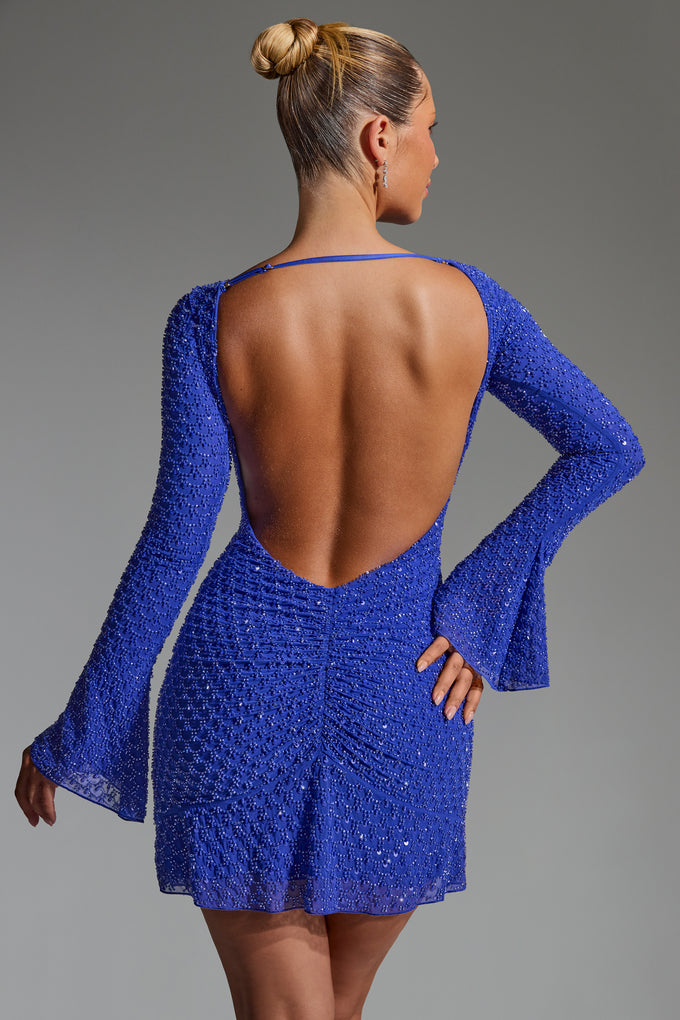 Mini-robe trapèze ornée à dos ouvert en bleu cobalt