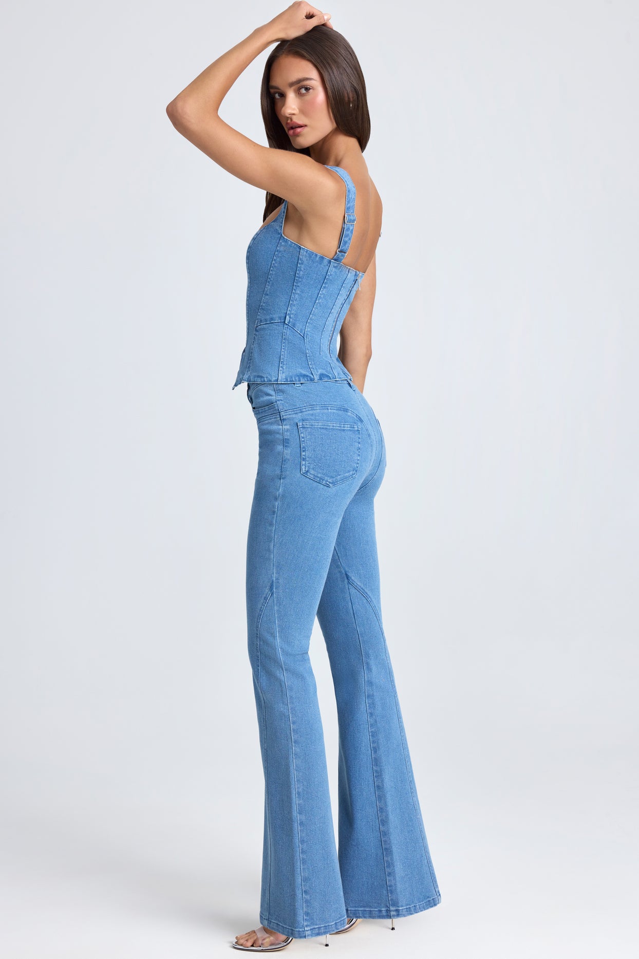 Petite Mid-Rise Flared Jeans in Mid Blue Stonewash