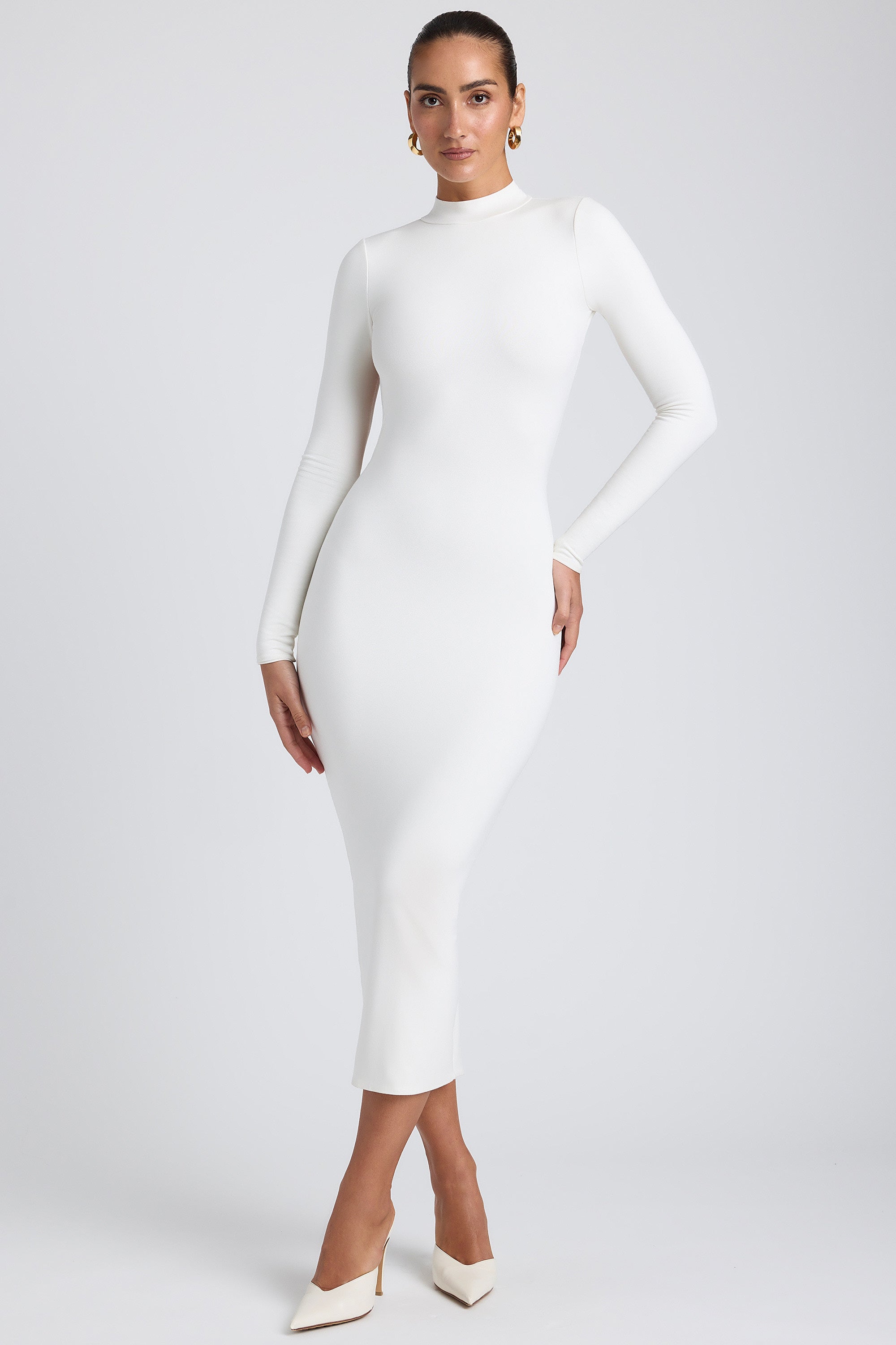 Robe mi-longue à dos croisé en modal, blanc