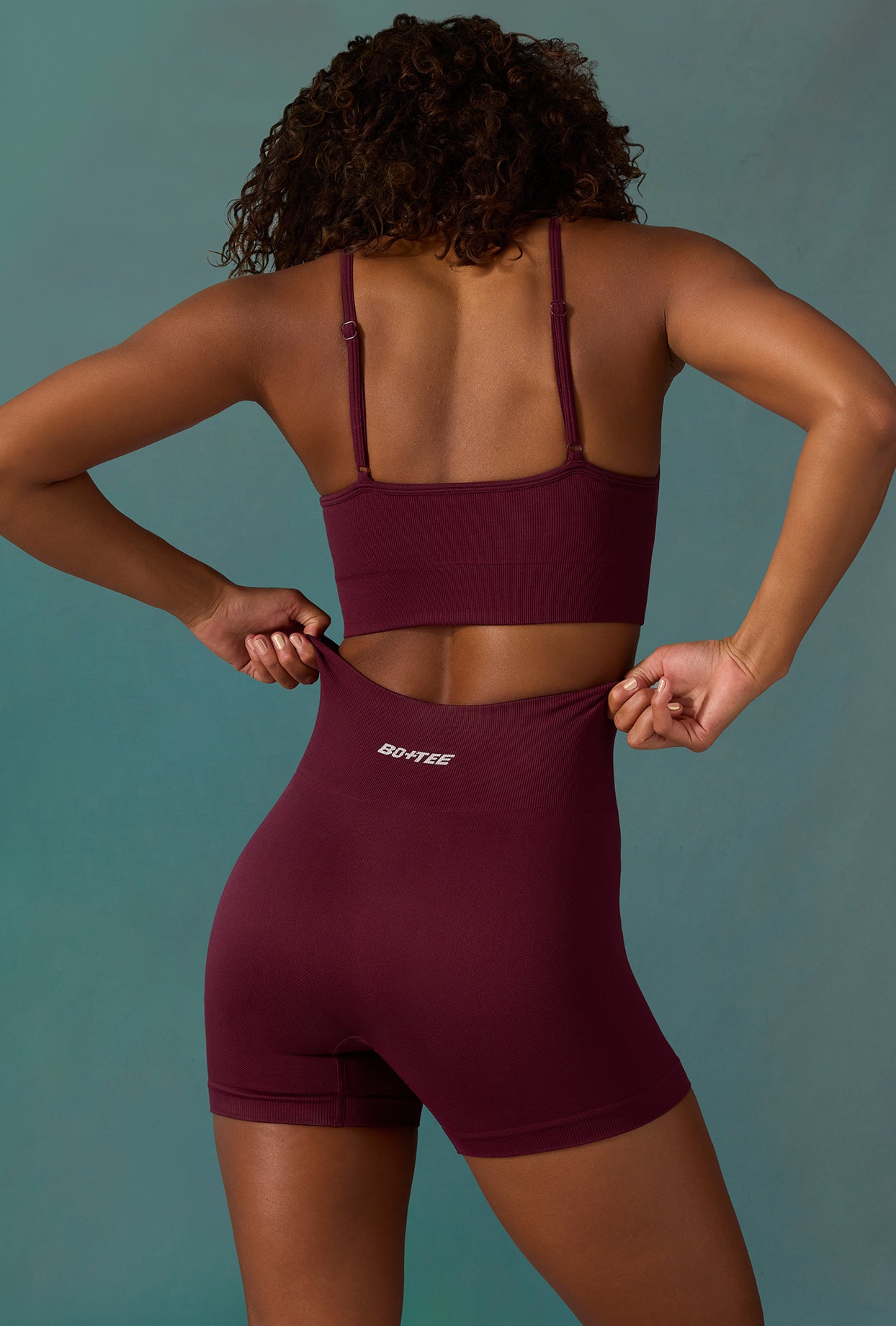 Super Sculpt Seamless Mini Shorts in Plum