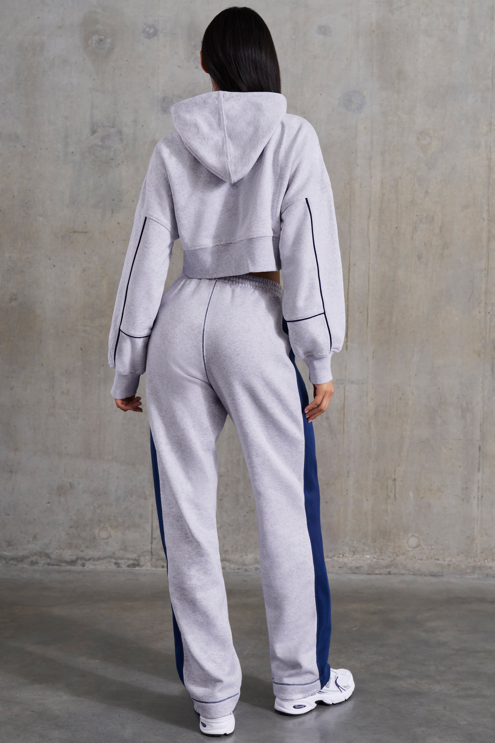 Elite Wide Leg Sweatpants in Heather Grey Oh Polly