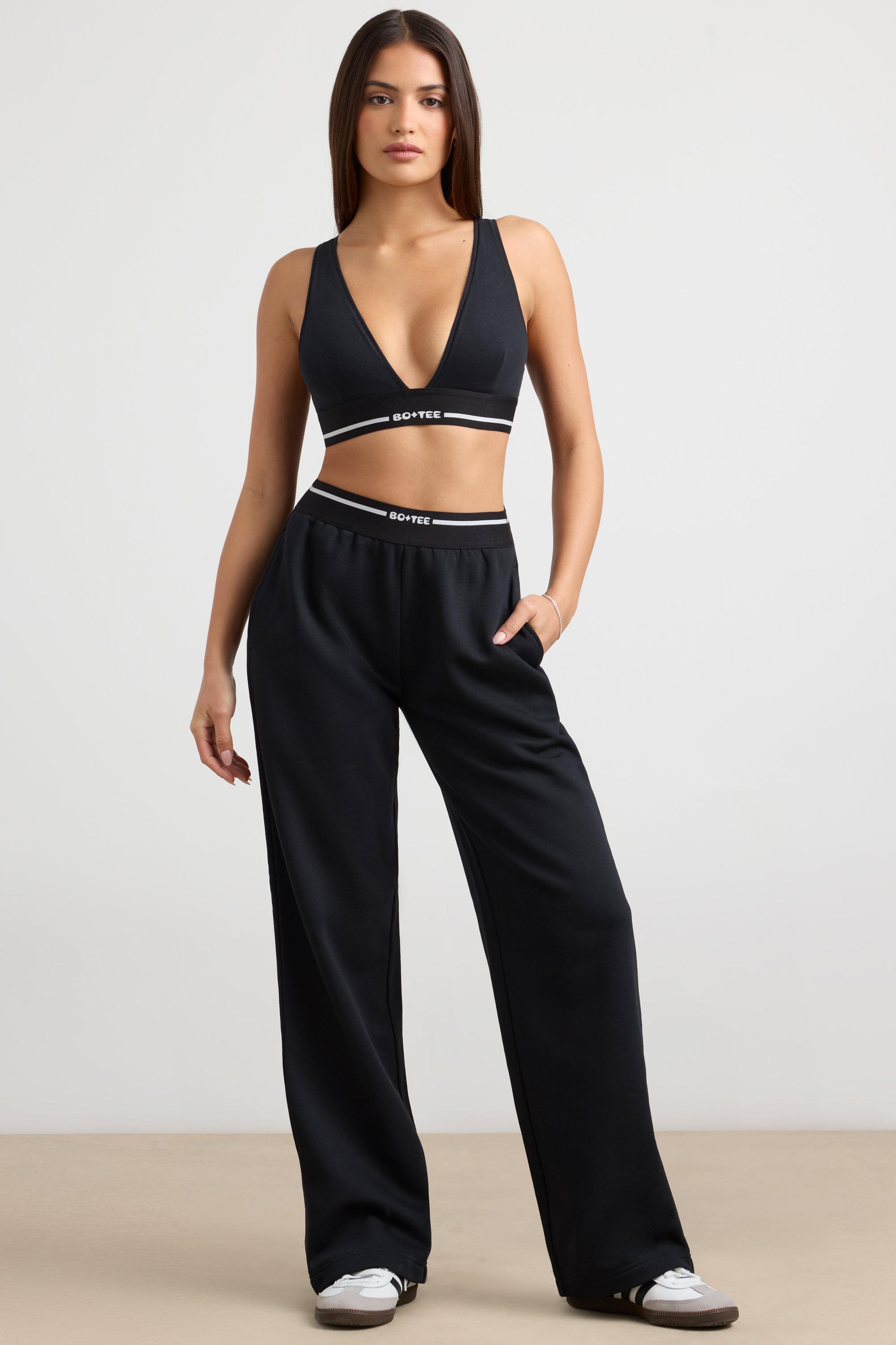 Petite High-Waist Straight-Leg Joggers in Black