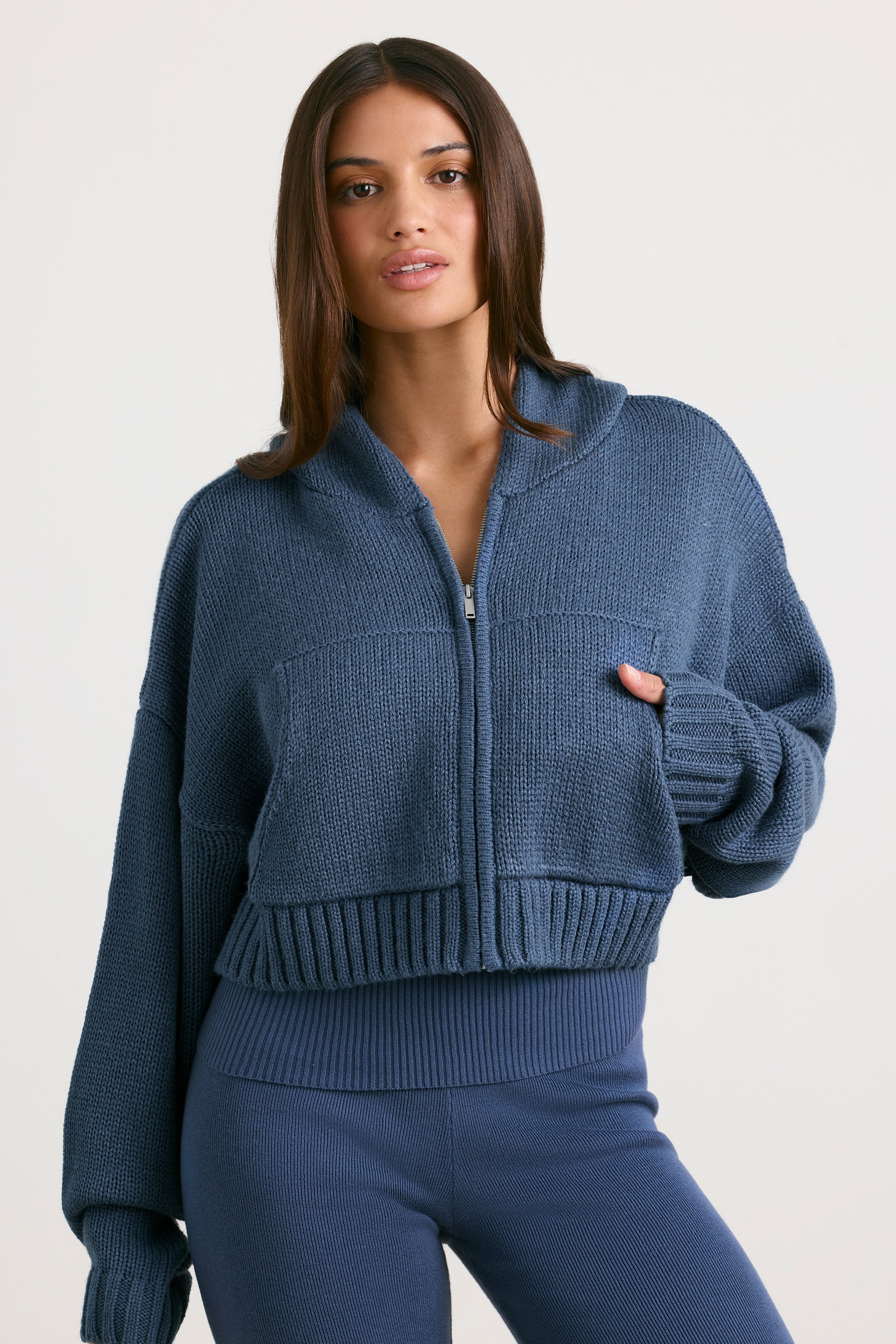 Cropped Zip Up Chunky Knit Hoodie in Washed Navy