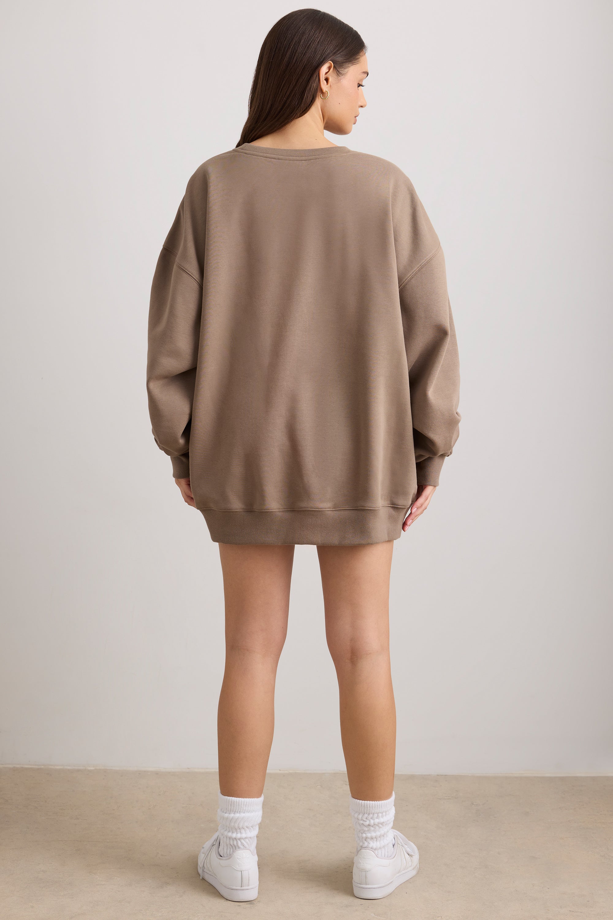 Oversized Crew Neck Sweatshirt in Espresso