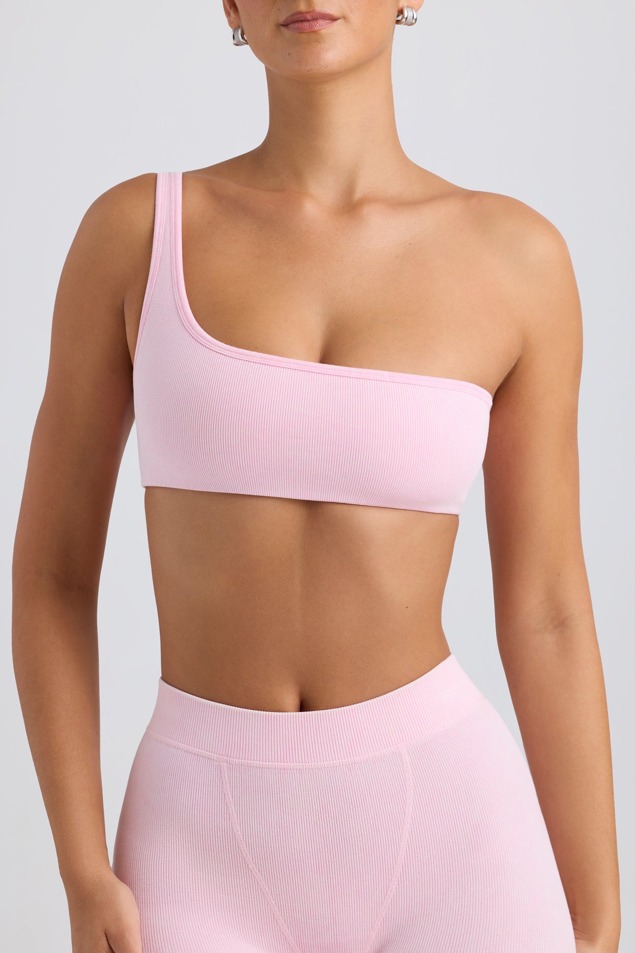 One-Shoulder Sports Bra in Washed Ice Pink