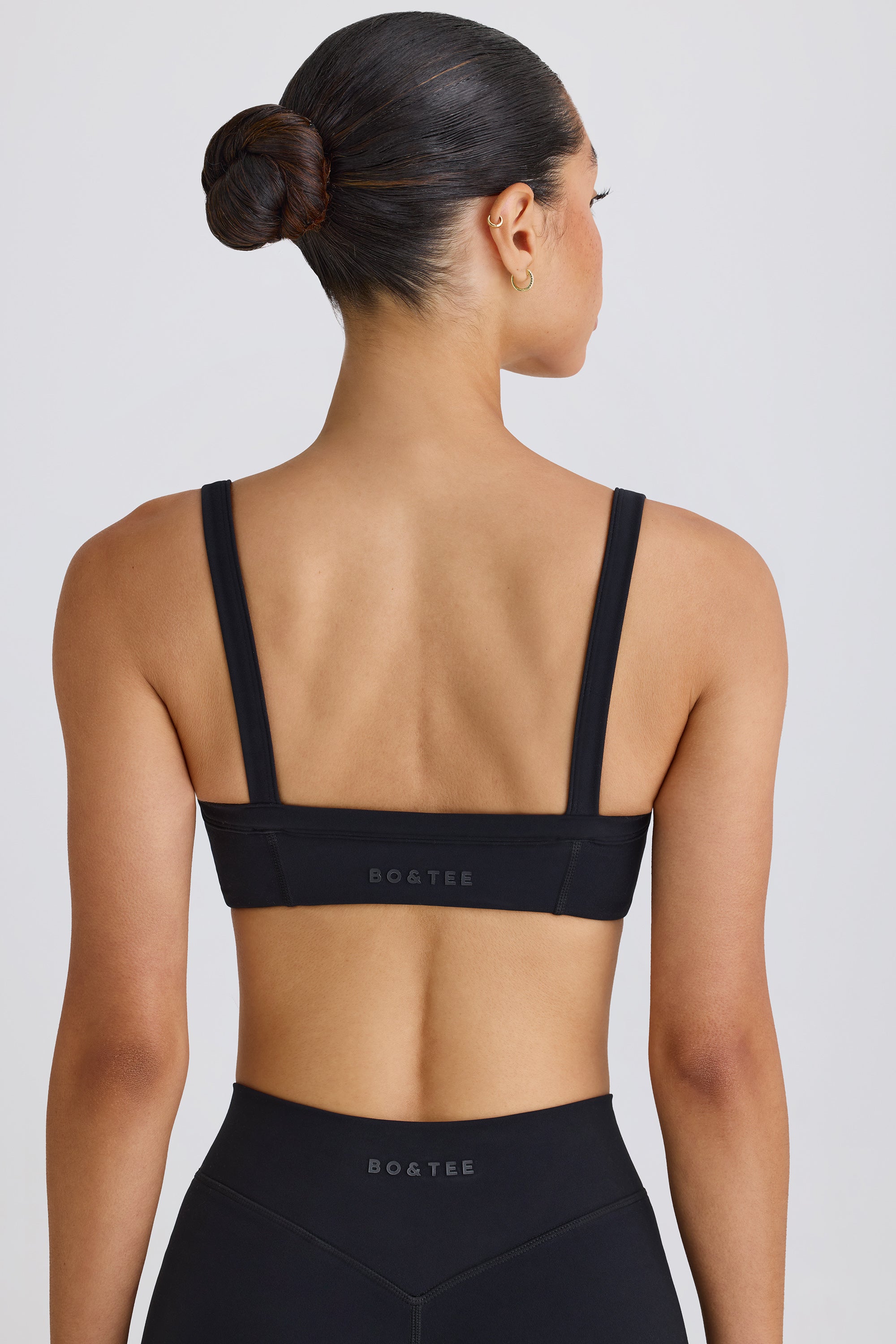 Soutien-gorge de sport Soft Active à bordure contrastée en noir