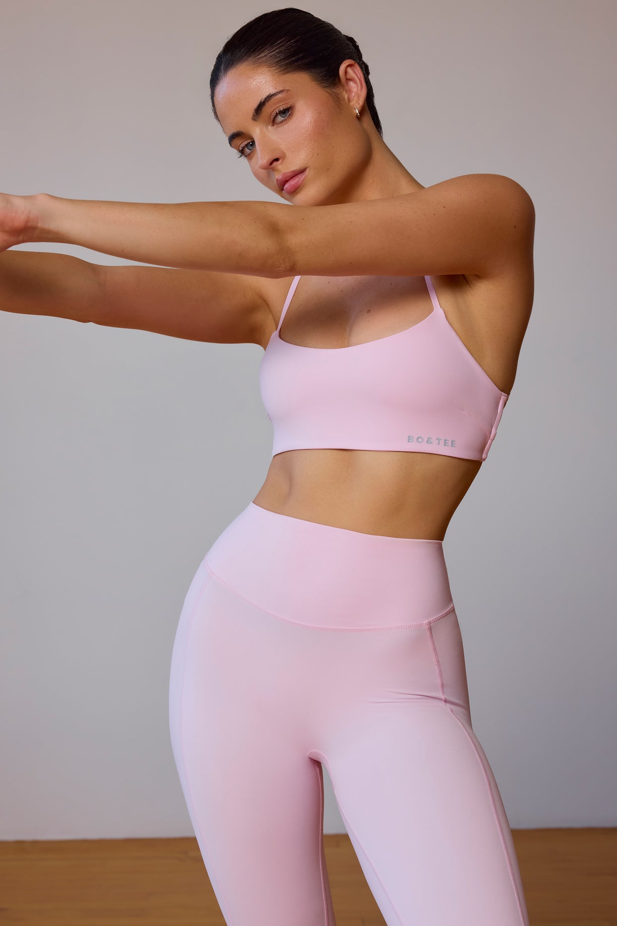 UltraFlex Cross-Back Sports Bra in Soft Pink