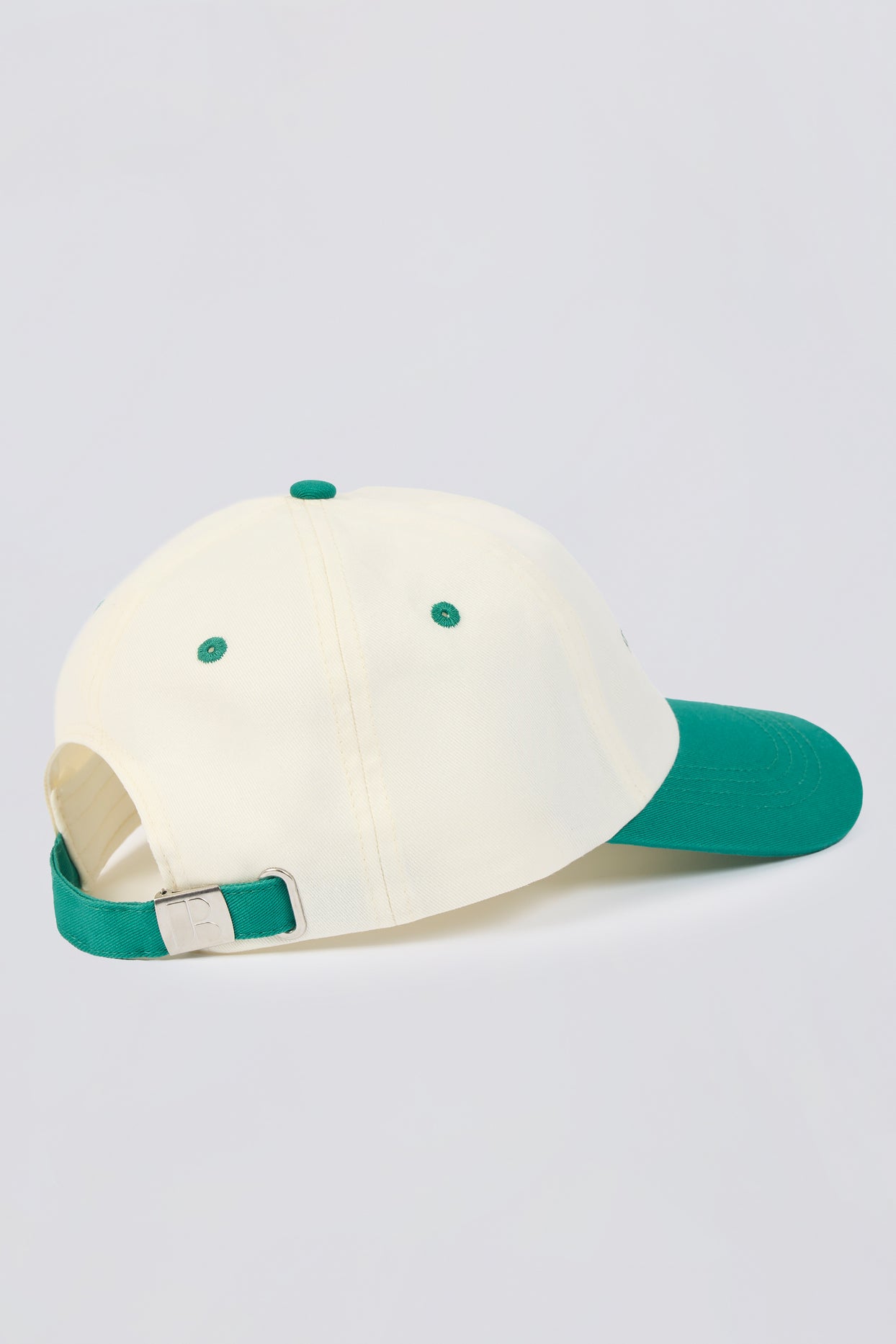 Casquette délavée BT1768 en vert universitaire