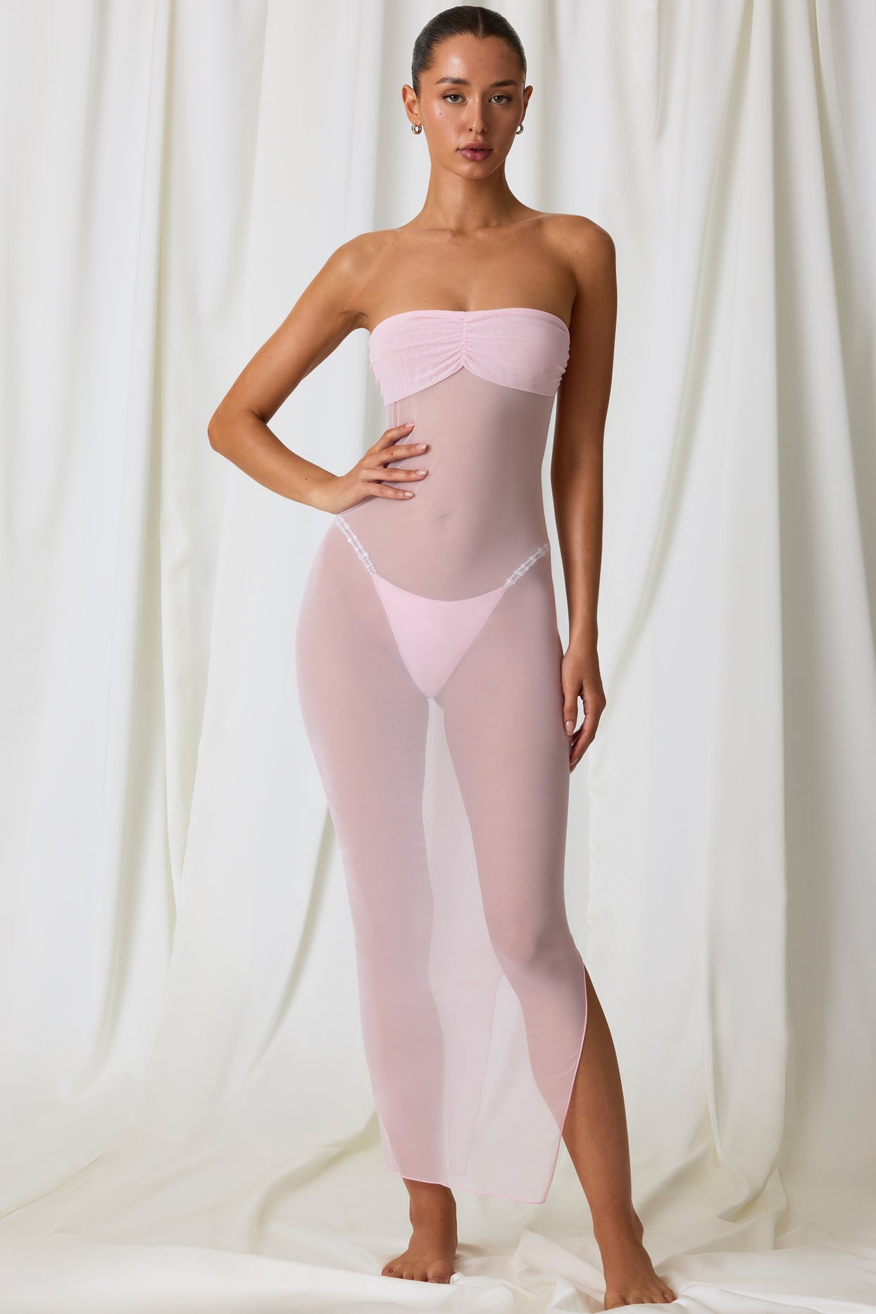 Robe midi bandeau froncée en rose tendre