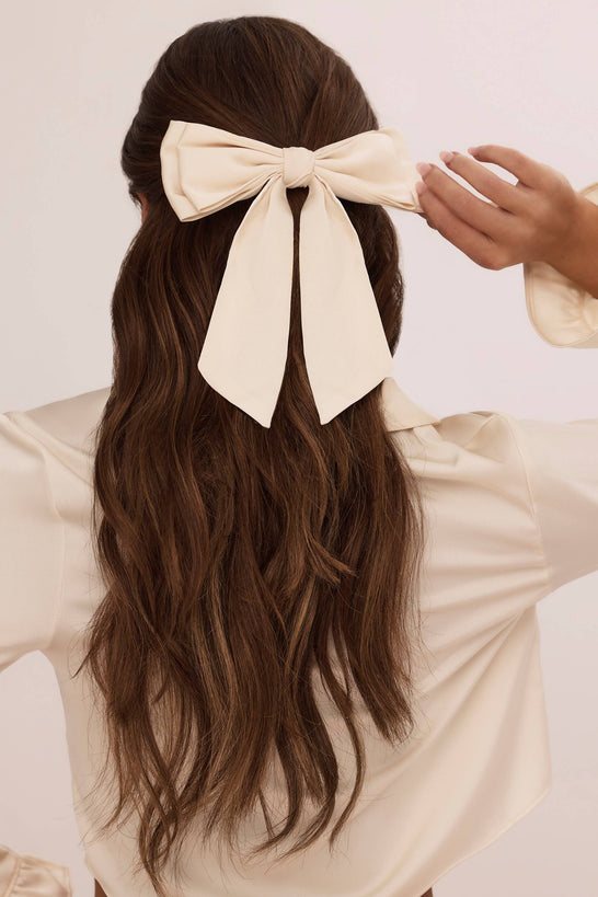 Bow Hair Clip in Ivory